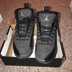Jordan 12s - sz 7 GS